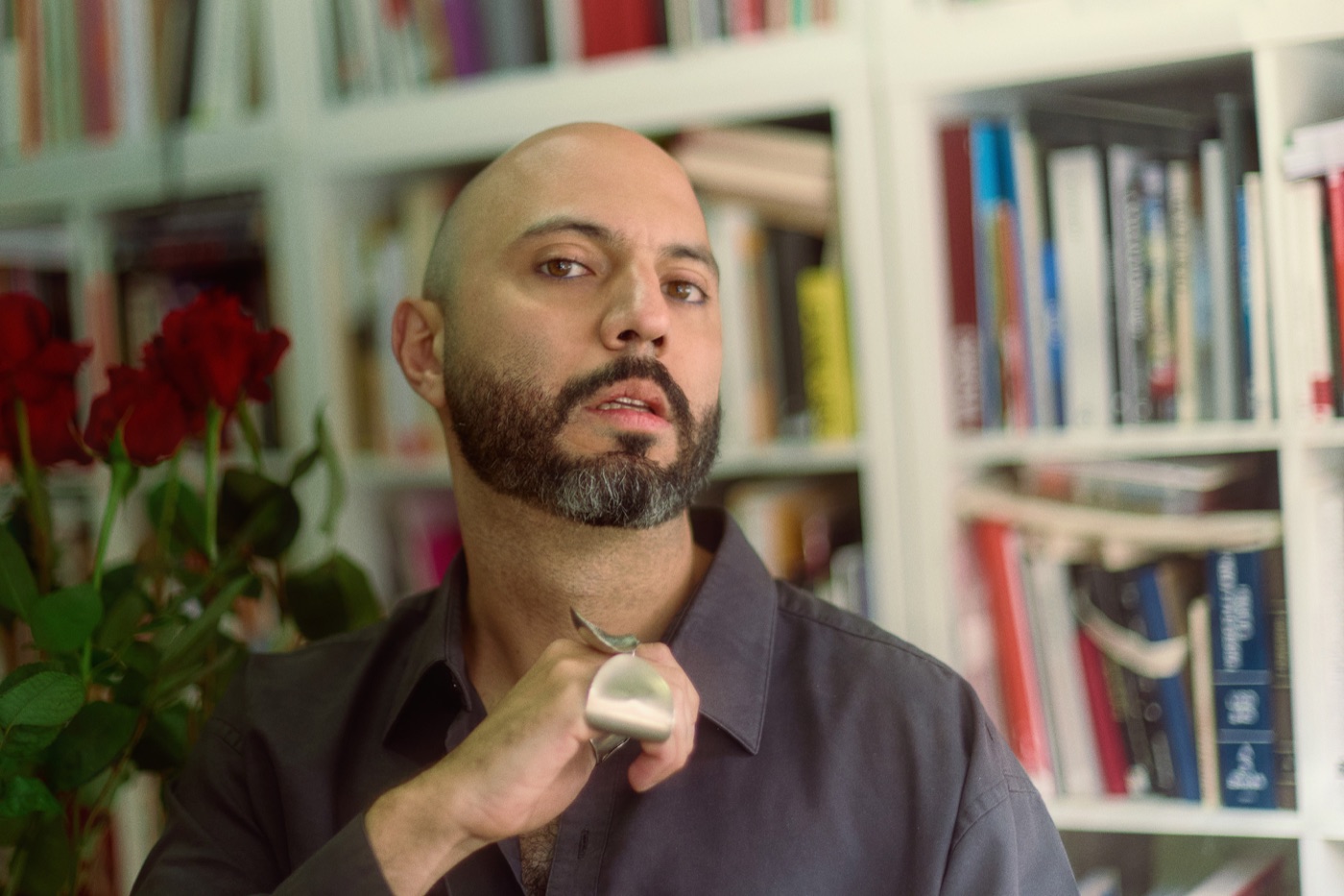 Retrato de Torrivilla, escritor e investigador venezolano, fotografía de Antonio Quiroga